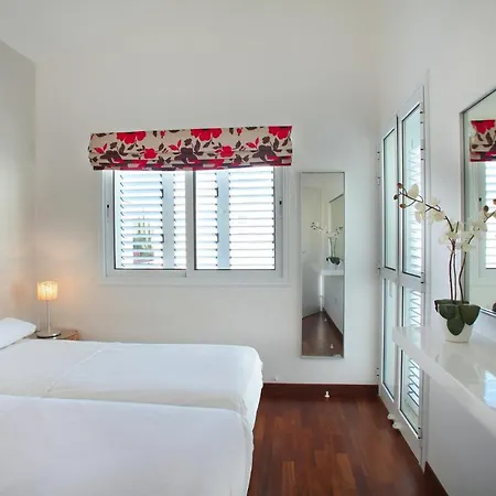 Imagine You And Your Family Renting This Luxury In Protaras, 1428 *